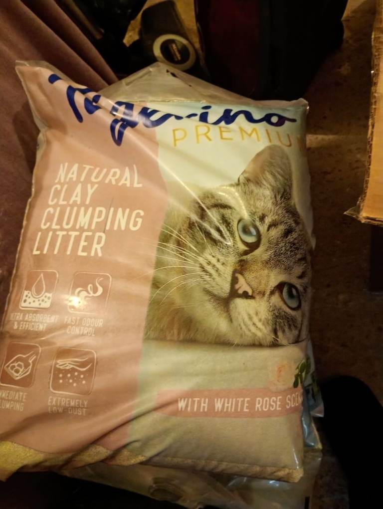 Tigerino NEW rose or lavender scented cat litter 12kg 