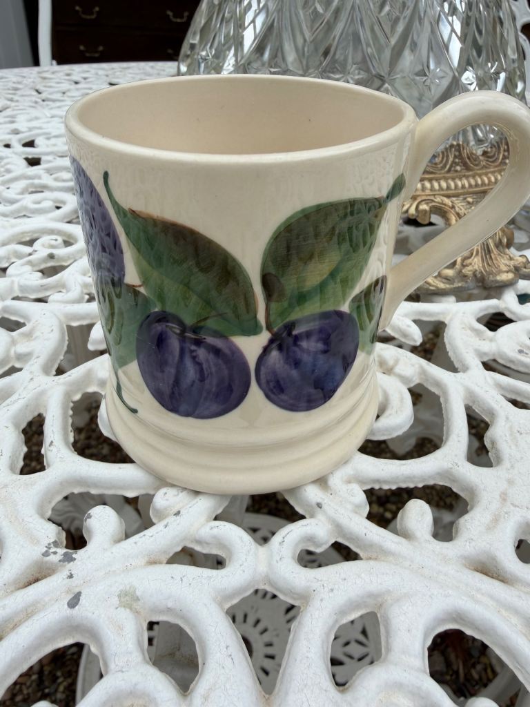 Rare Emma Bridgewater Purple Plum Half Pint Mug