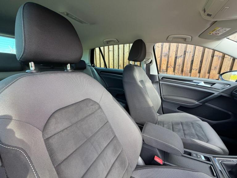 2017 Volkswagen Golf 2.0 TDI GT 5dr HATCHBACK DIESEL Manual