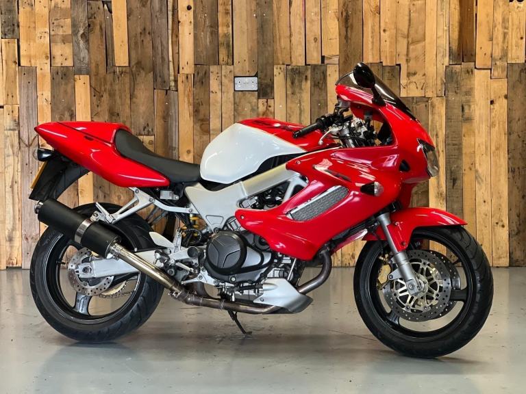Honda VTR 1000 firestorm 1997 ONLY 14,000 miles! 
