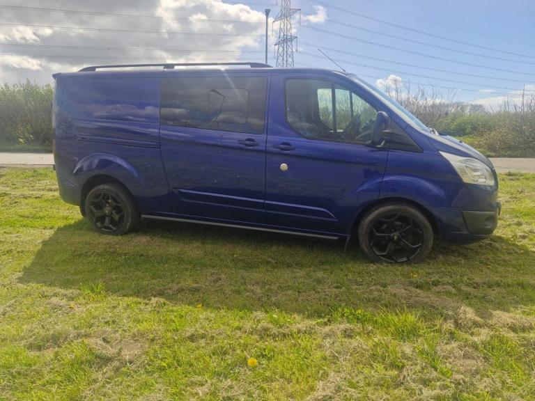 2015 Ford Transit Custom 2.2 TDCi 125ps LWB Limited Factory crew van NO VAT PANEL VAN Diesel Manual
