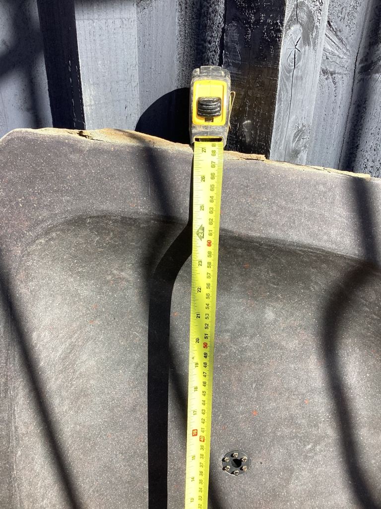 SOLID STONE GARDEN WATER FEATURE WITH LIGHTS 