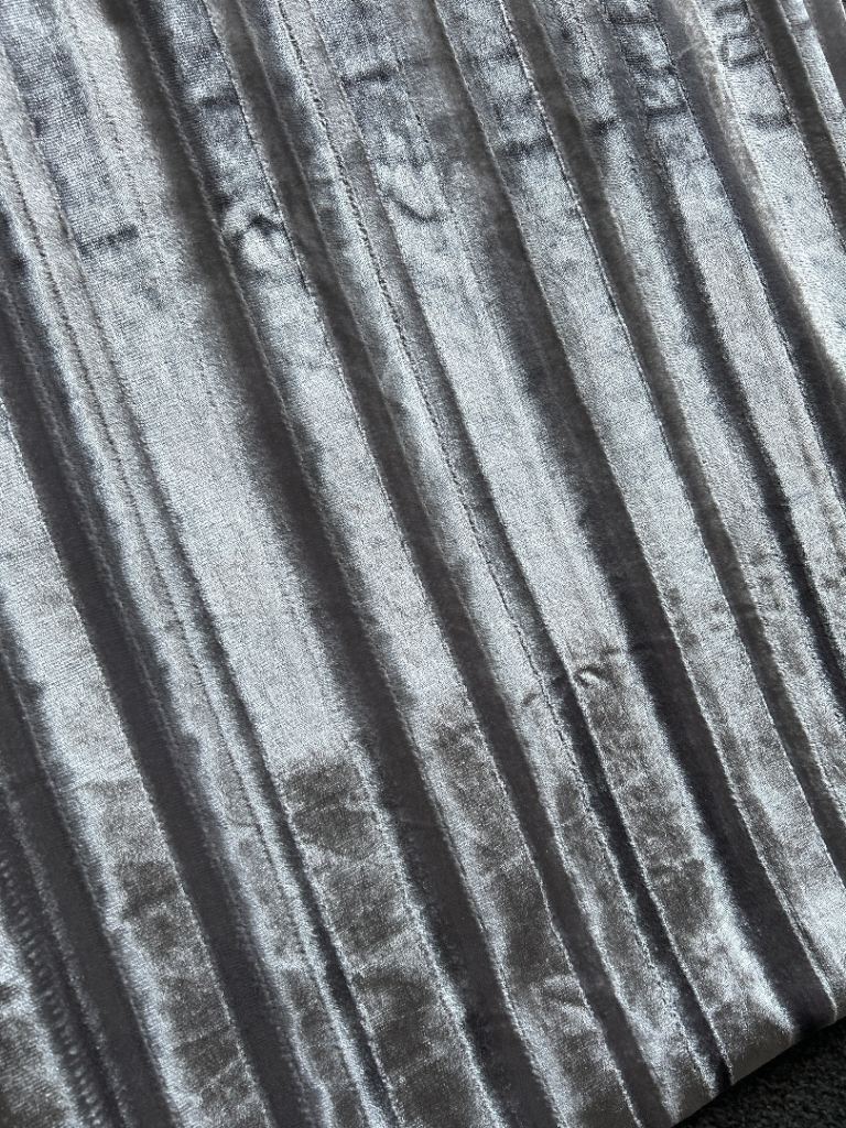 50/90 silver velvet curtains lined 
