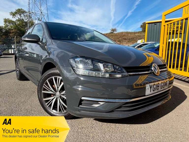 Volkswagen Golf SE NAVIGATION TDI BLUEMOTION TECHNOLOGY