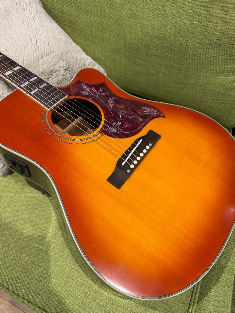 Epiphone Acoustic Guitar – Sunburst, Good Condition