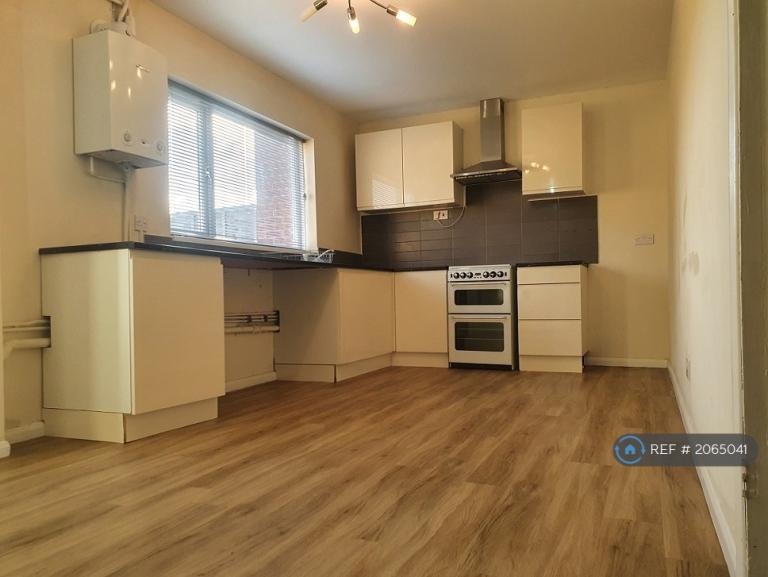 3 bedroom house in Willis Walk, Tewkesbury, GL20 (3 bed) (#2065041)