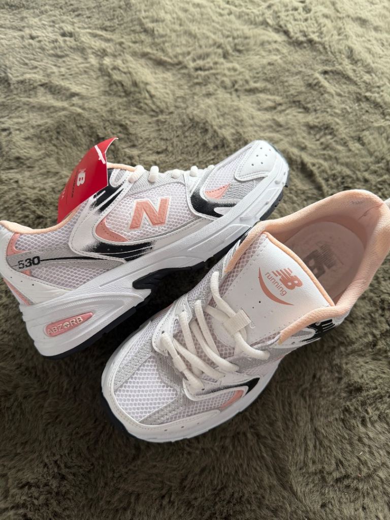 New Balance 530 Trainers - White/Peach/Grey, UK 6.5, Brand New