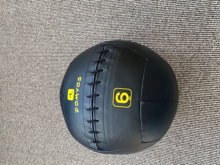 6kg Decathlon Wall ball