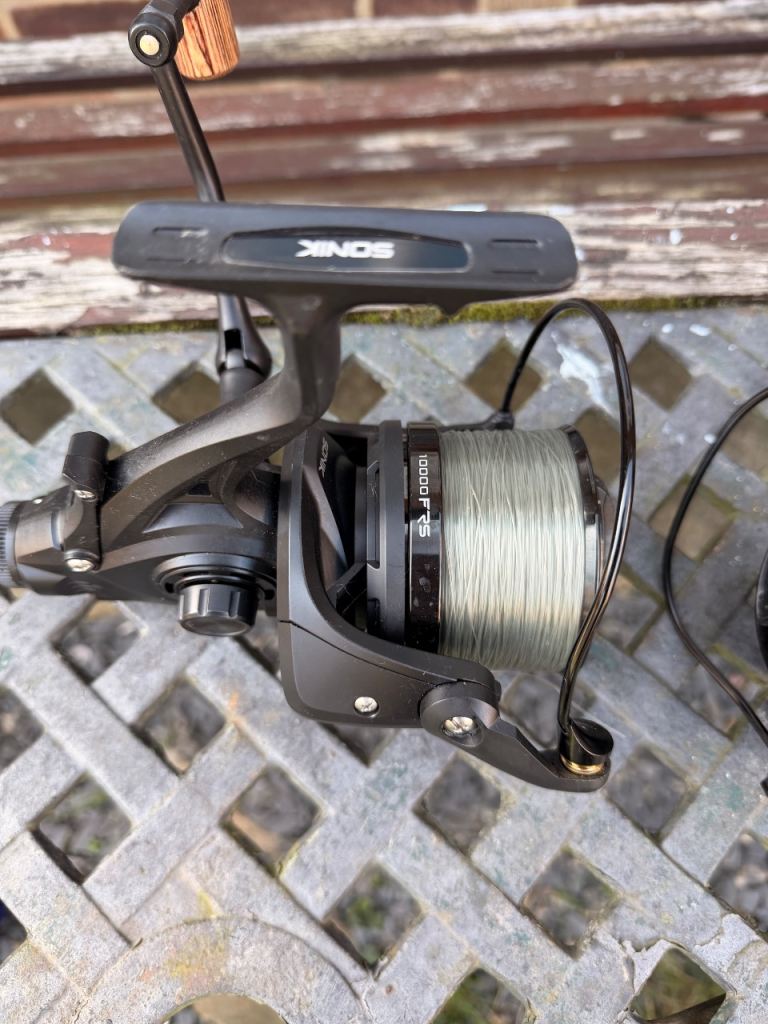 Sonik Vader X Rod and Reel Fishing Combo – Good Condition