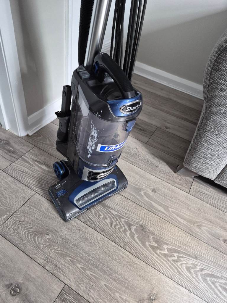 Shark upright hoover