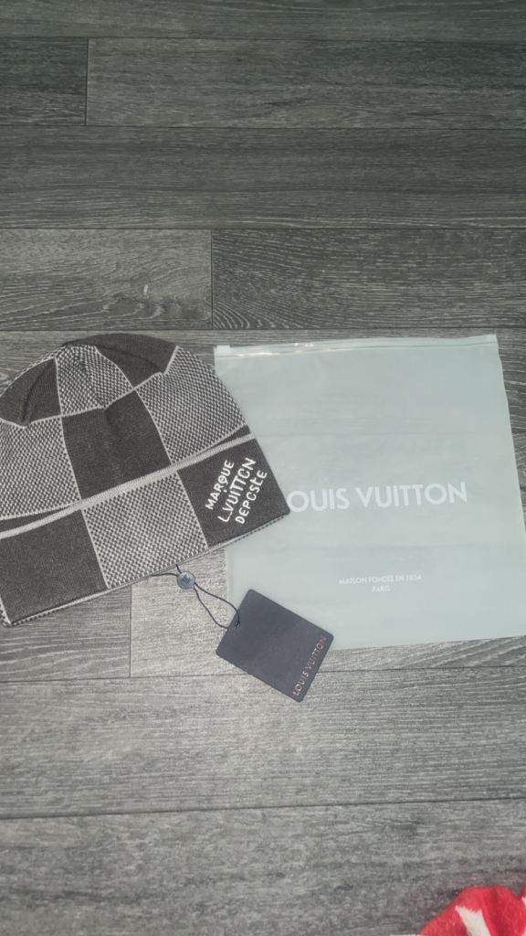 Louis vuitton grey damier beanie