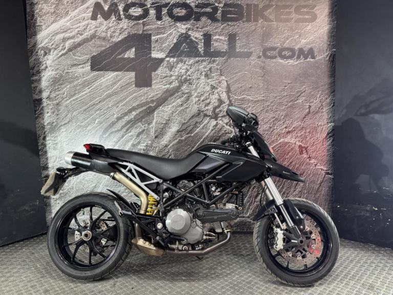 DUCATI HYPERMOTARD 796 2010