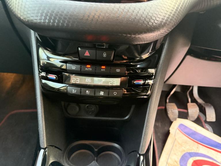 2017 Peugeot 2008 1.6 BlueHDi 100 Allure 5dr HATCHBACK Diesel Manual