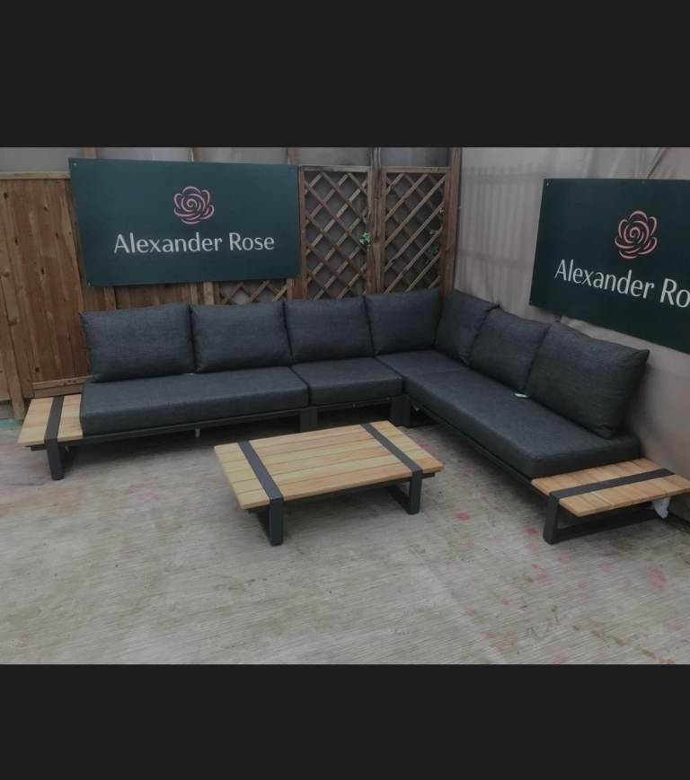 4 seasons outdoors brand new rrp £4195