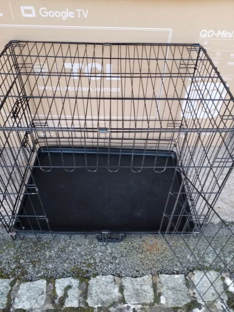 medium  dog cage 
