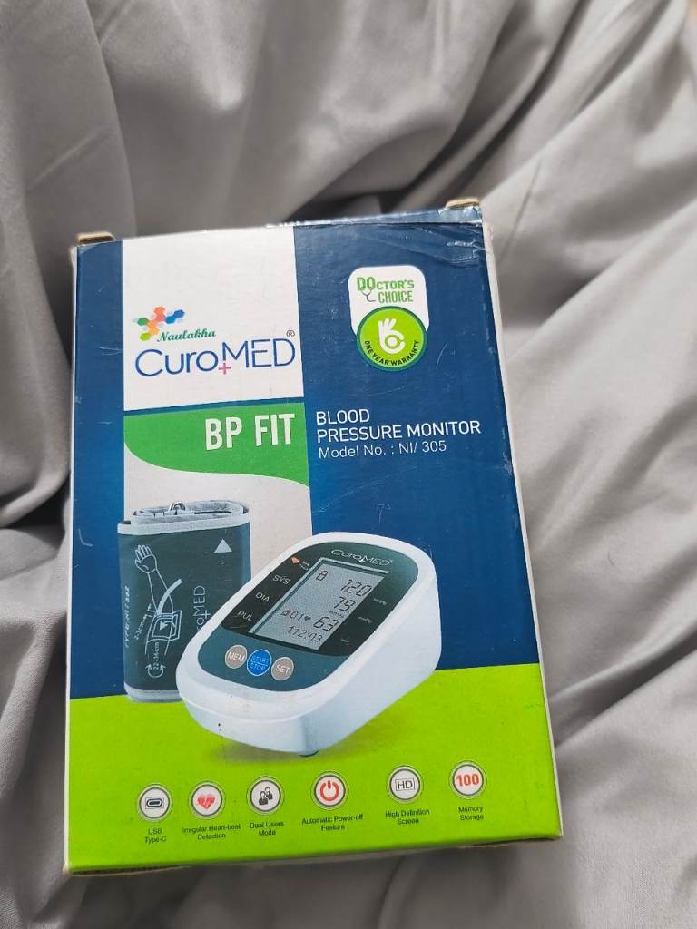 Blood pressure monitor 