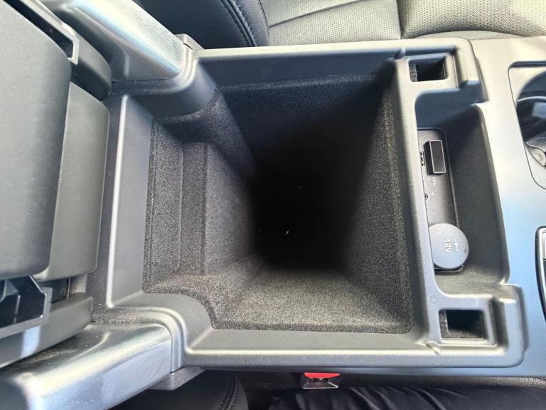 2017 Land Rover Discovery 2.0 SD4 SE 5dr Auto ESTATE DIESEL Automatic