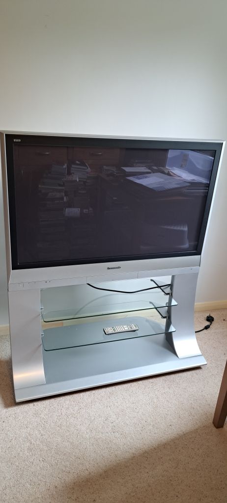 42" TV with stand