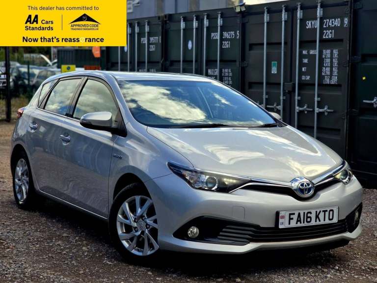 2016 Toyota Auris 1.8 VVT-h Icon Hatchback 5dr Petrol Hybrid CVT Euro 6 (s/s) (136 ps) Hatchback ...