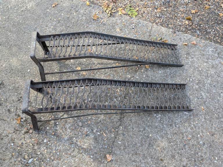 Heavy duty car ramps.