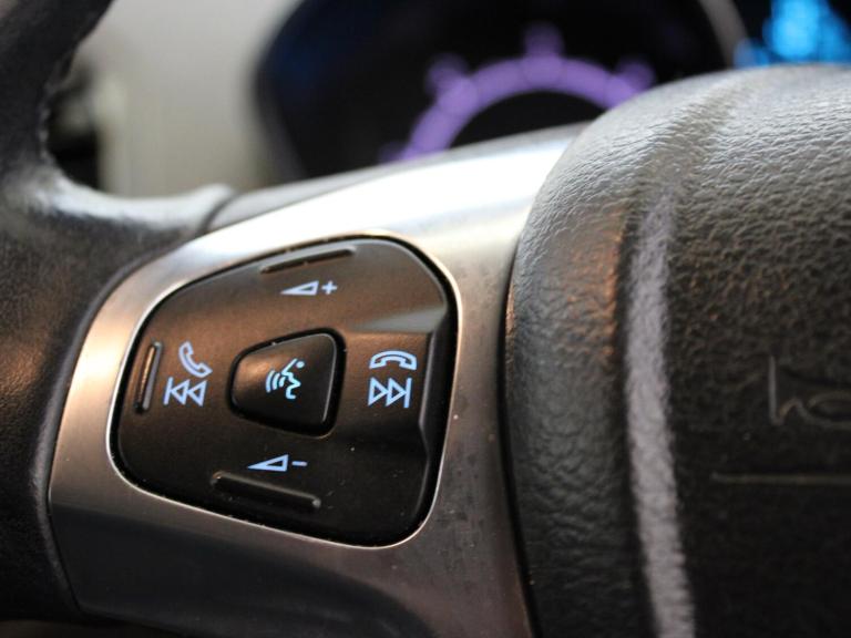 2016 Ford Ecosport 1.5 TDCi 95 Titanium 5dr [17in] Crossover/SUV DIESEL Manual