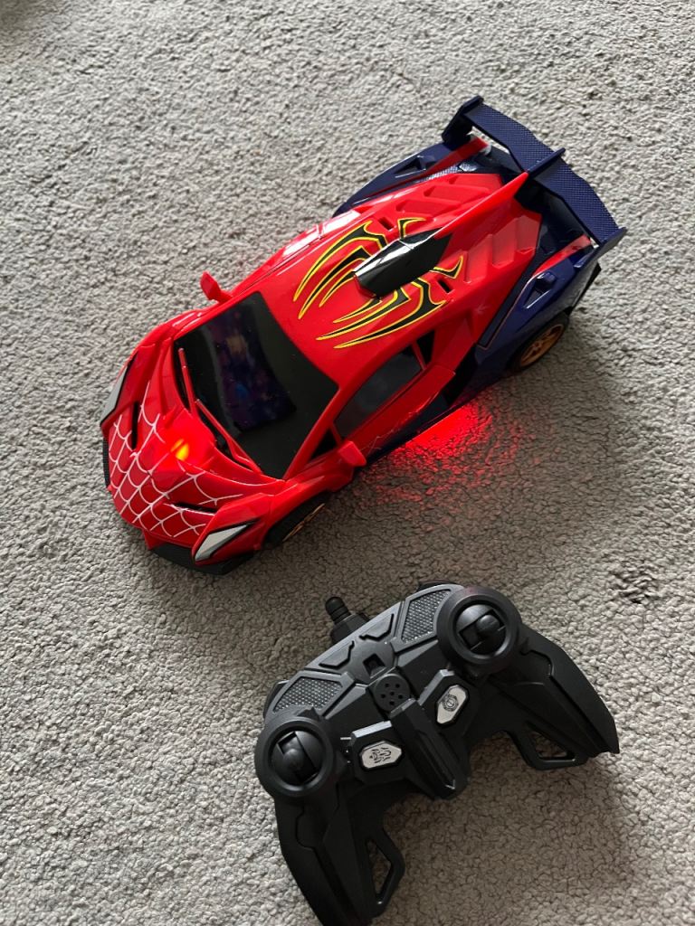 Remote Control Spider-Man Transforming Car Toy with Lights