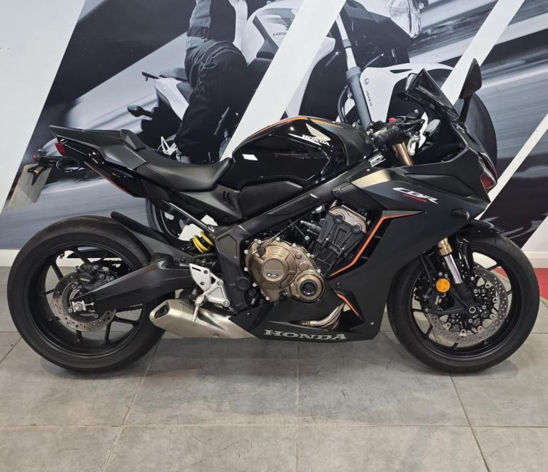 2022 HONDA CBR650R