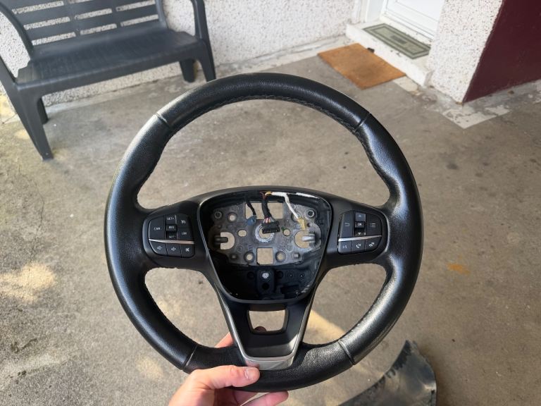 Transit custom steering wheel 