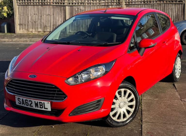 2013 Ford Fiesta 1.25 Style 3dr HATCHBACK Petrol Manual