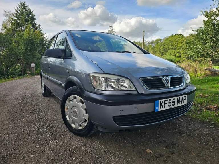 Vauxhall ZAFIRA MPV 2005 Manual 1.6 Petrol