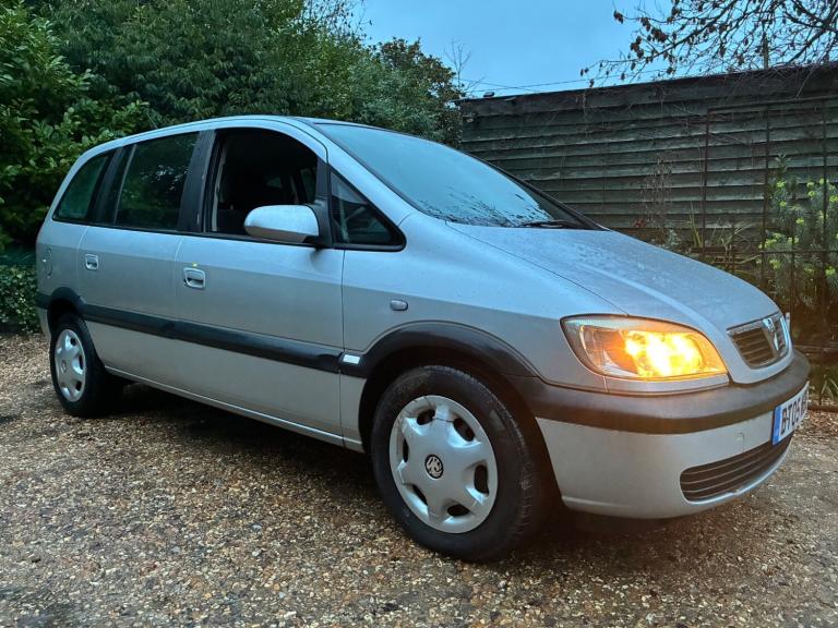 2005 Vauxhall Zafira 1.6i Design 5dr MPV Petrol Manual