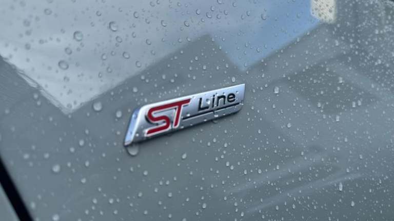 2024 Ford Puma 1.0T EcoBoost MHEV ST-Line DCT Euro 6 (s/s) 5dr Automatic SUV Hybrid Automatic