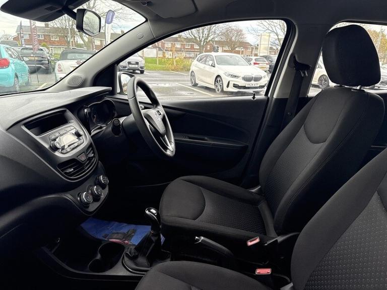 2016 Vauxhall Viva 1.0 SE 5dr [A/C] HATCHBACK PETROL Manual