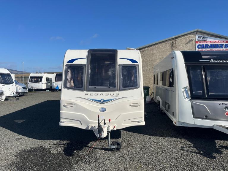 Bailey Gt65 Turin 6 berth fixed bed twin axel 2014