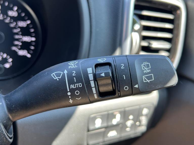 2020 Kia Sportage PLATINUM EDITION ISG 5-Door Petrol