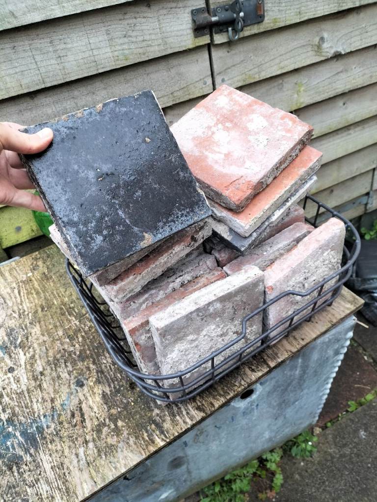 Free red and black reclaimed quarry tiles 