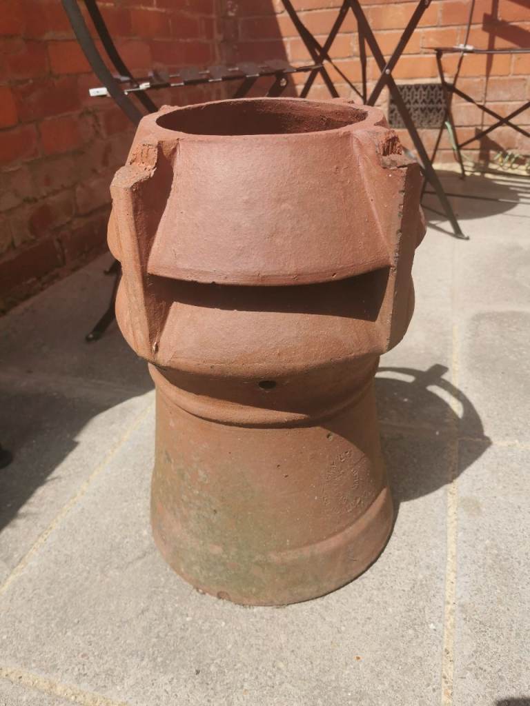 Victorian chimney pot 