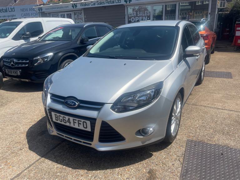 2014 Ford Focus 1.6 Zetec Hatchback 5dr Petrol Powershift Euro 5 (125 ps)