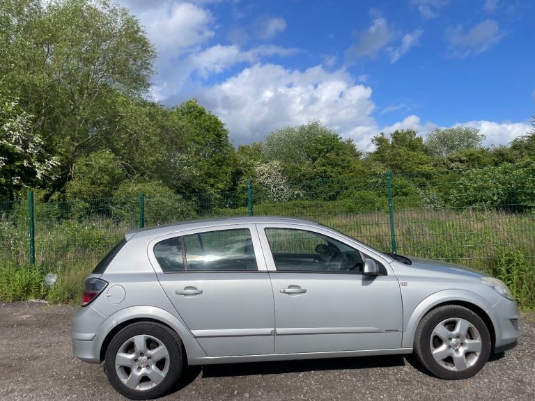 VAUXHALL ASTRA 1.4 ENERGY 07 REG SILVER 5 DOOR MOT AUGUST 2026 LOW INSURANCE 45+MPG