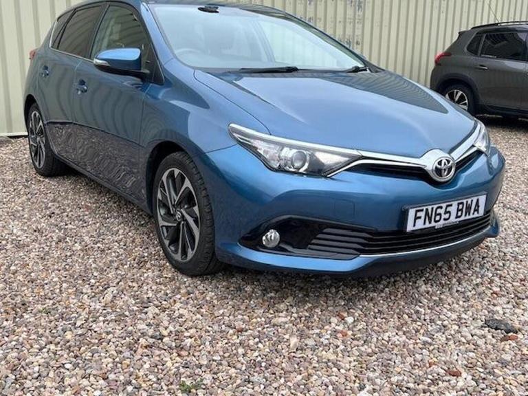 TOYOTA AURIS 1.2 VVT-i Design Euro 6 (s/s) 5dr 2015