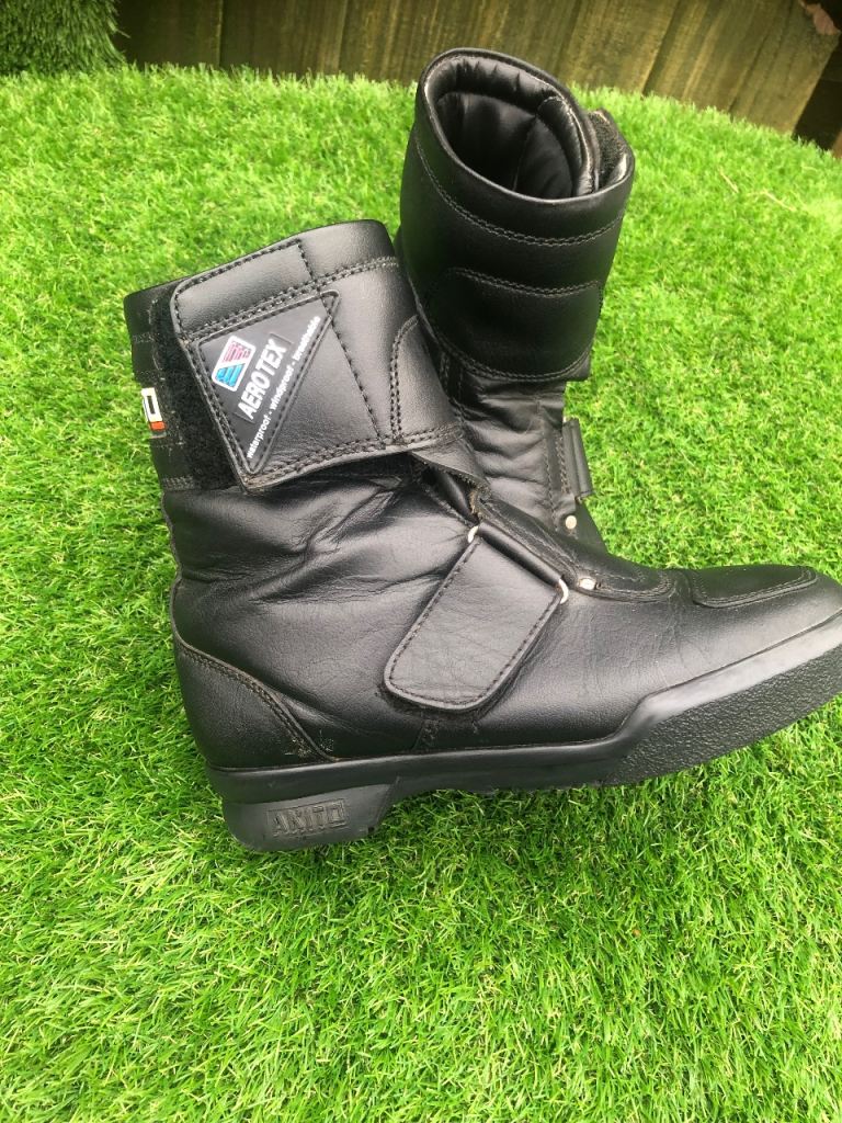 Ladies Motorcycle Boots 