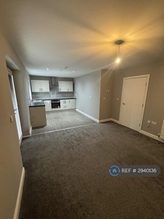 2 bedroom flat in Newmarket Road, Rhyl, LL18 (2 bed) (#2940136)