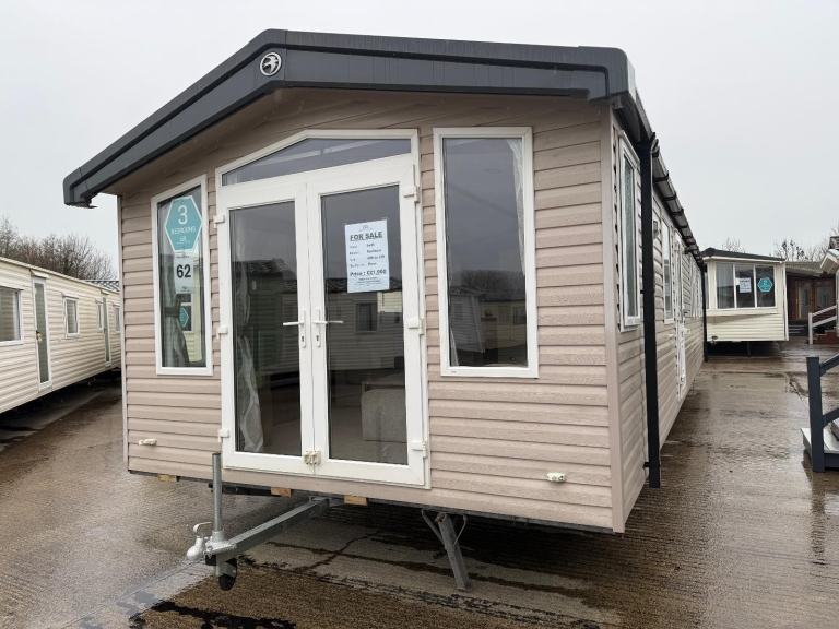 2018 40x12 / 3 Bed Static Caravan - French Doors, DG, CH, New Carpet - Offsite 