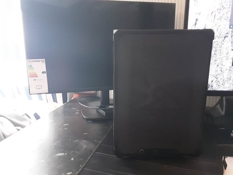 Ryzen 9600x 32gb rtx 5070 12GB Gaming PC