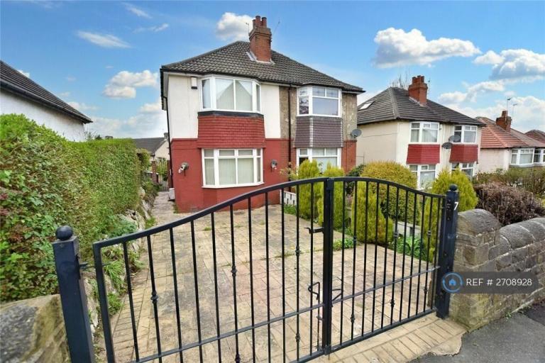 2 bedroom house in Wiggan Lane, Huddersfield, HD2 (2 bed) (#2708928)