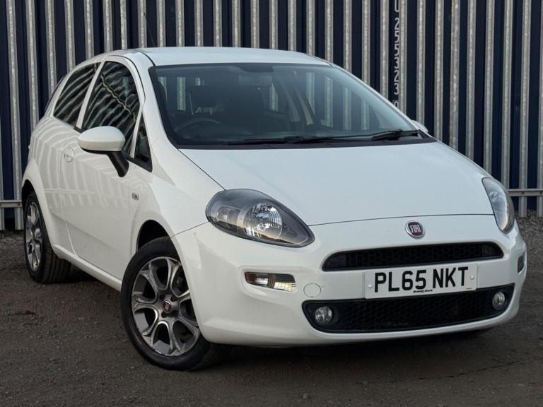 2016 Fiat Punto 1.2 Easy+ 3dr HATCHBACK PETROL Manual