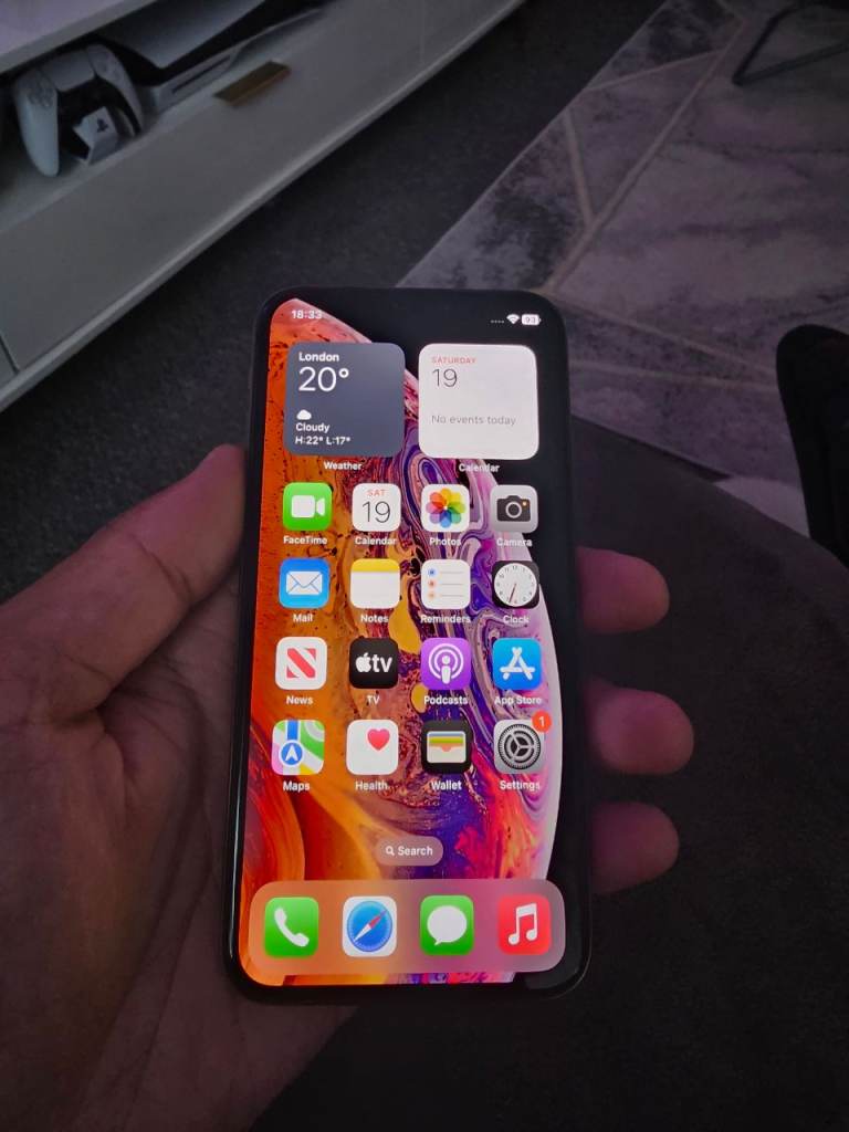 Apple iPhone Xs Gold – Good Condition, 80% Battery Health