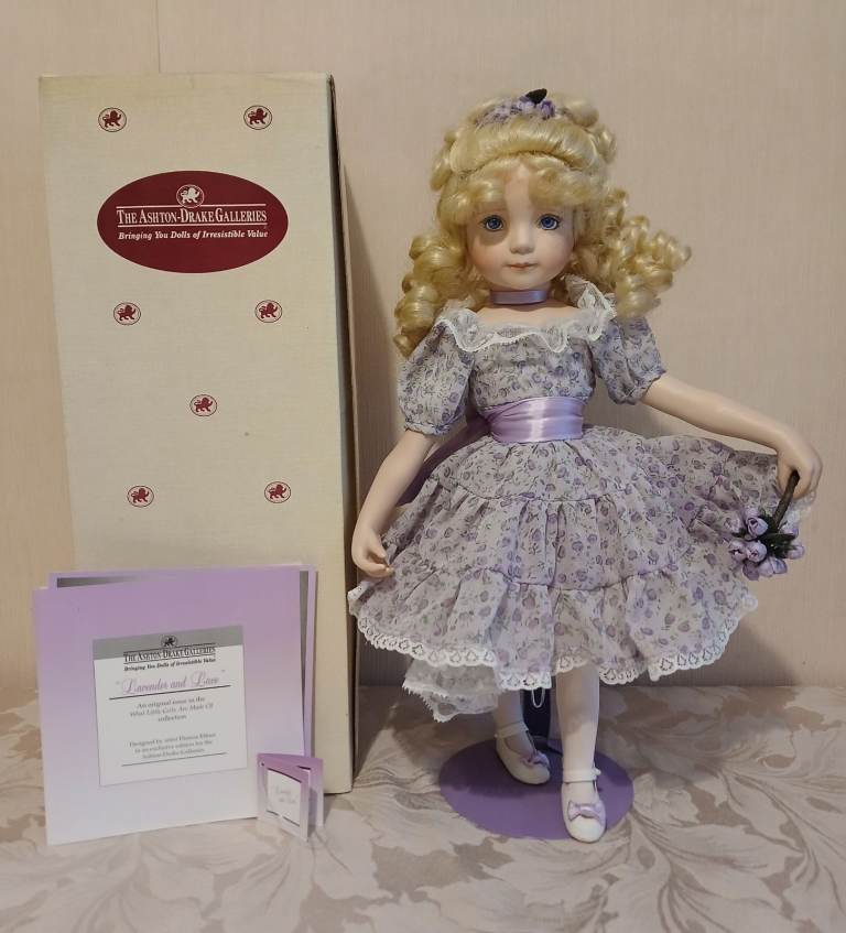 The Ashton drake galleries Lavender & lace porcelain doll 1996