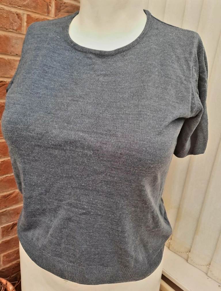 M&S short sleeved jumper size 12-14