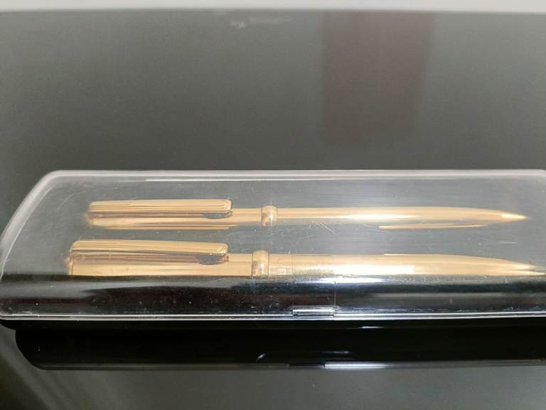 Matching Plated Gold Pen and pencil 
